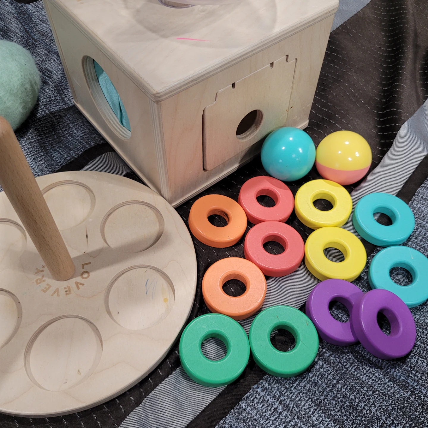 Lovevery The Babbler Play Kit - photo 3