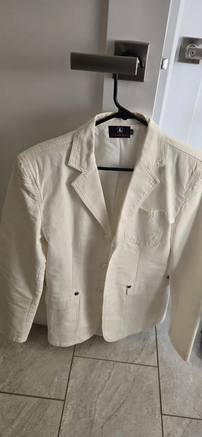 Chains Gate Blazer - White - photo 2