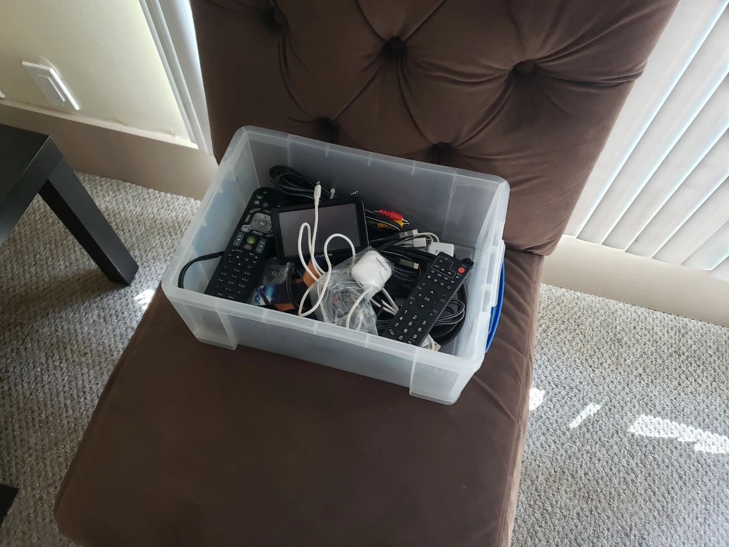 Random junk I need gone. Make me an offer. - photo 3