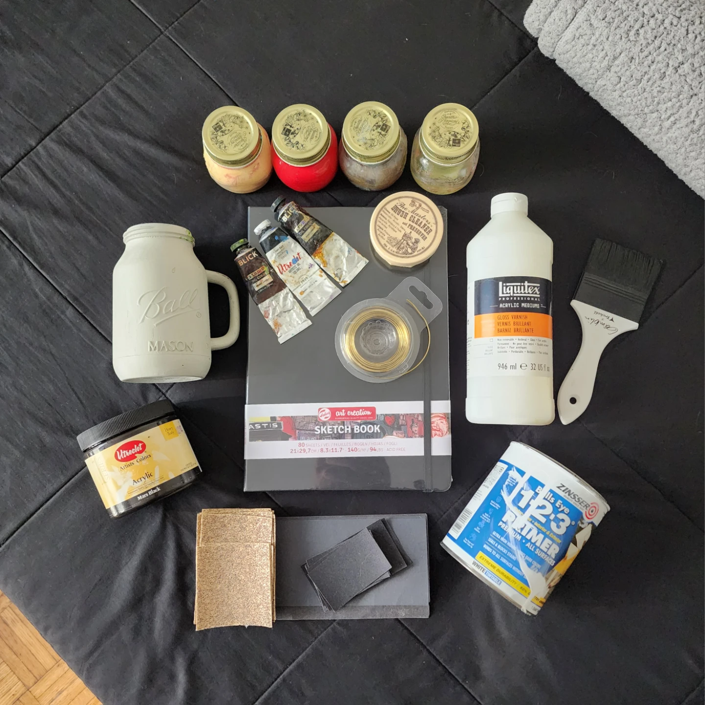 Art Bundle (Sketchbook, Primer, Varnish, etc.) - photo 2