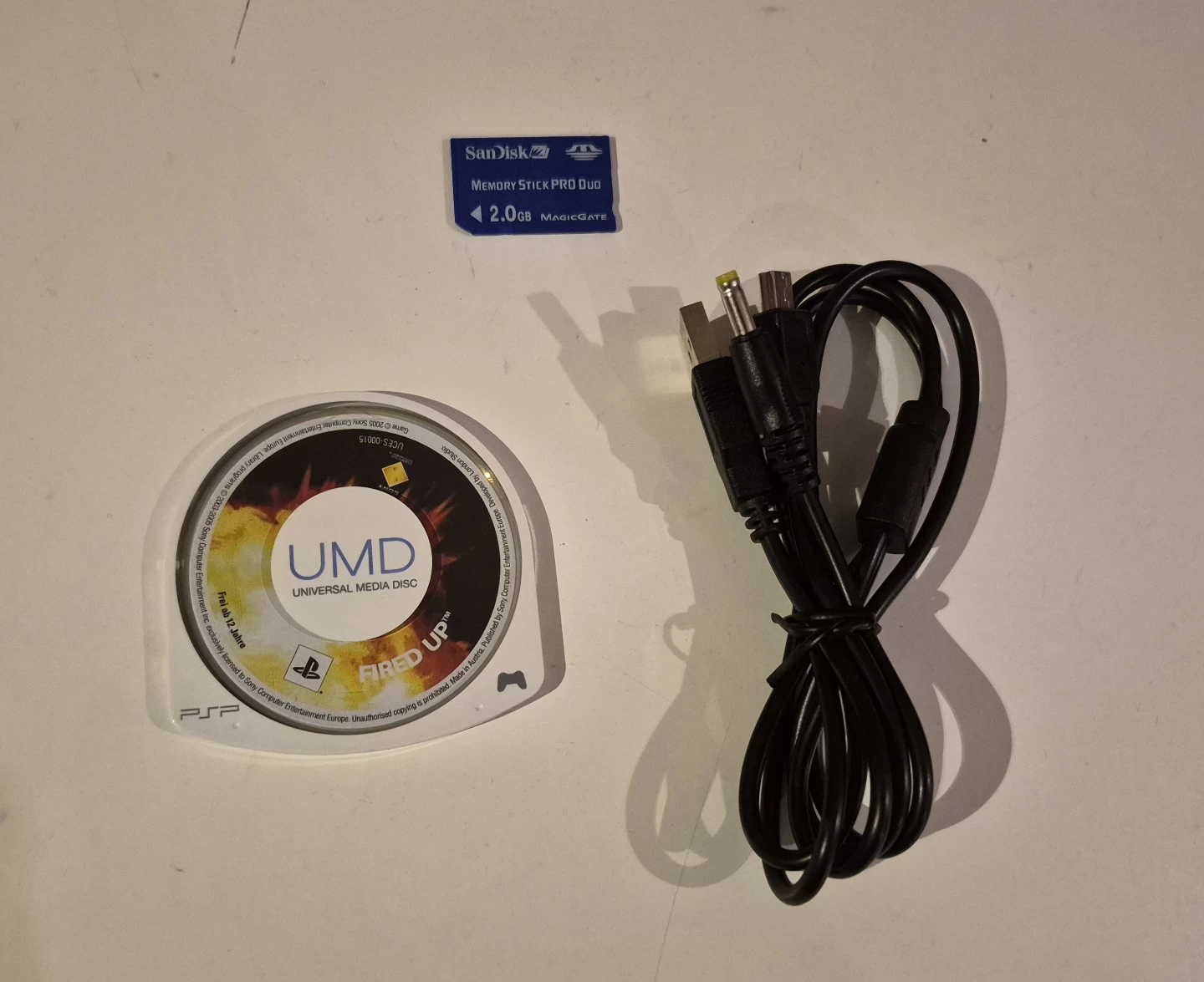 Sony PSP 2000 Bundle - photo 3