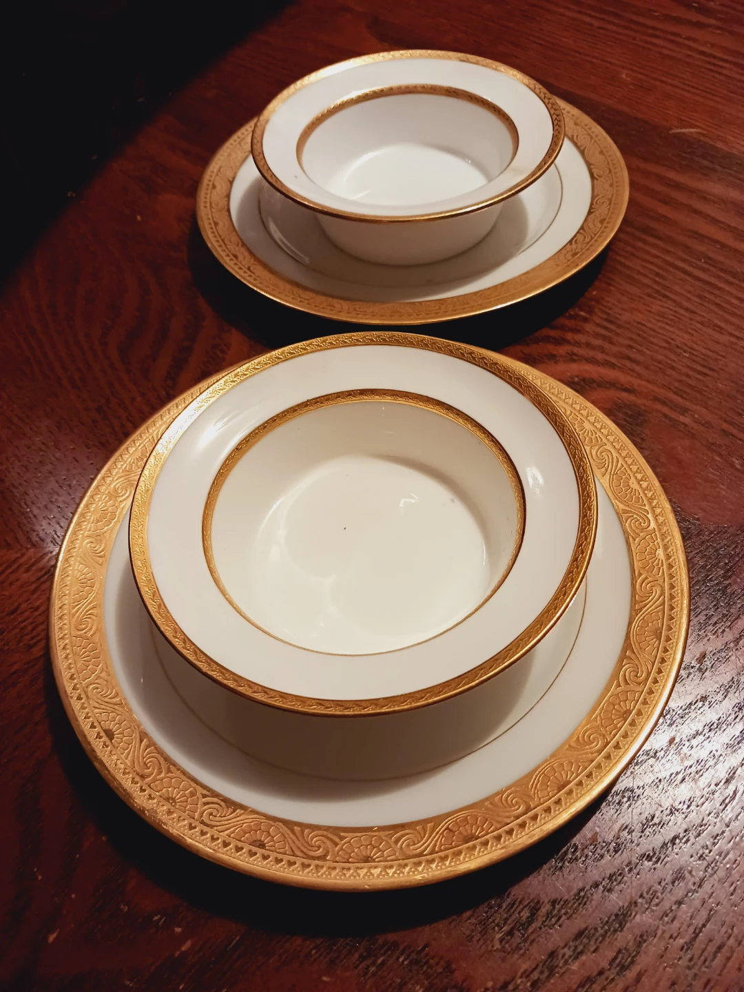 Pair of 22K Gold Trim Mini "Creme Brulee" Bowls w/ Saucers - photo 4