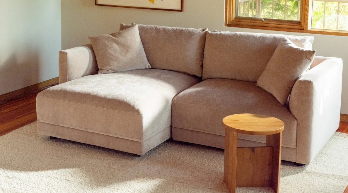 Sundays Soft Spot Beige Sectional Sofa