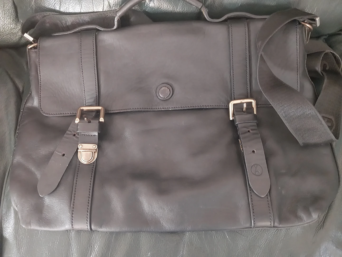 Black Leather Messenger Bag - photo 2