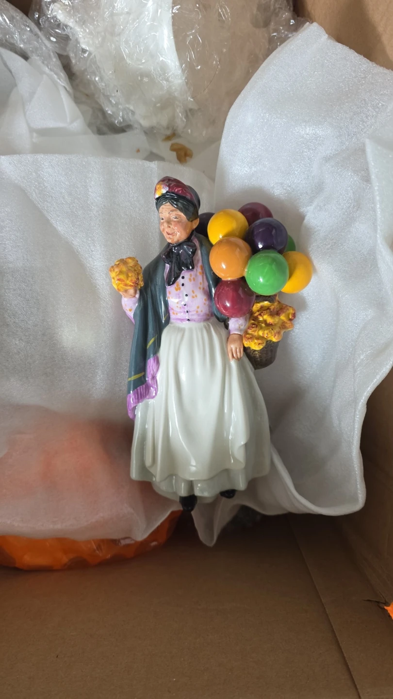 Royal Dalton Figurines
