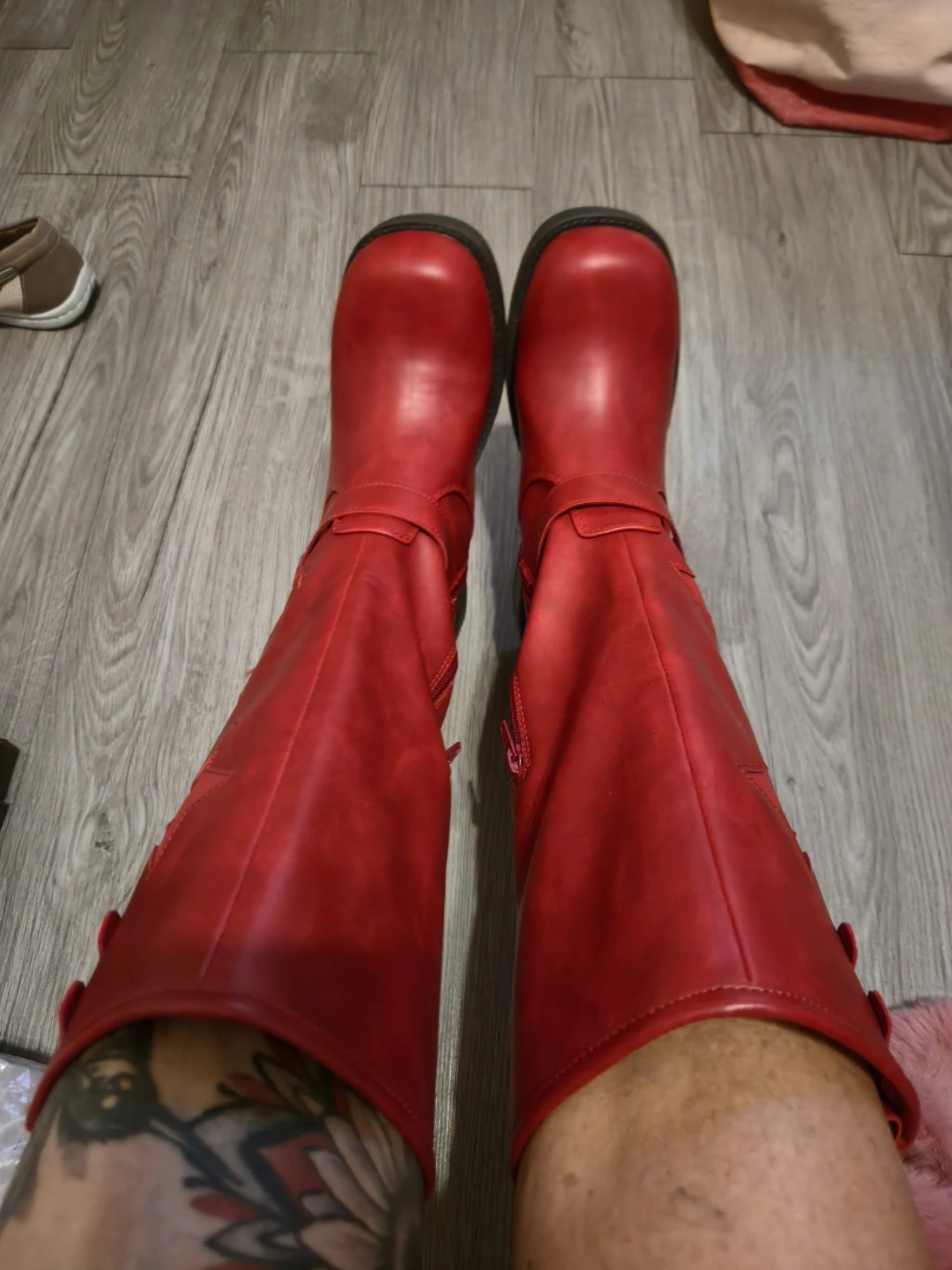 Women's Red Knee-High Boots - photo 3