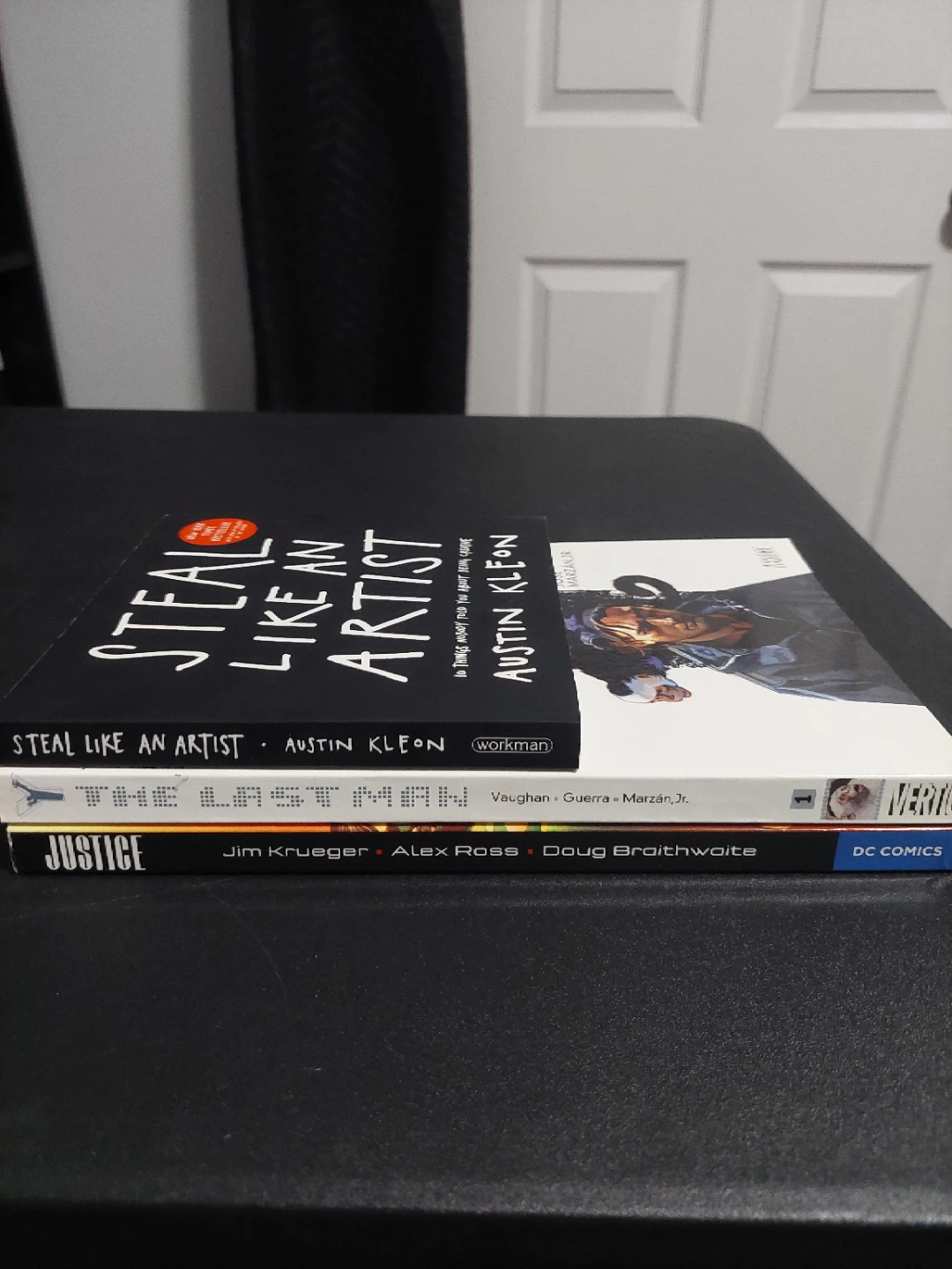 Graphic Novels / Comics / Books | $20 for all - photo 2
