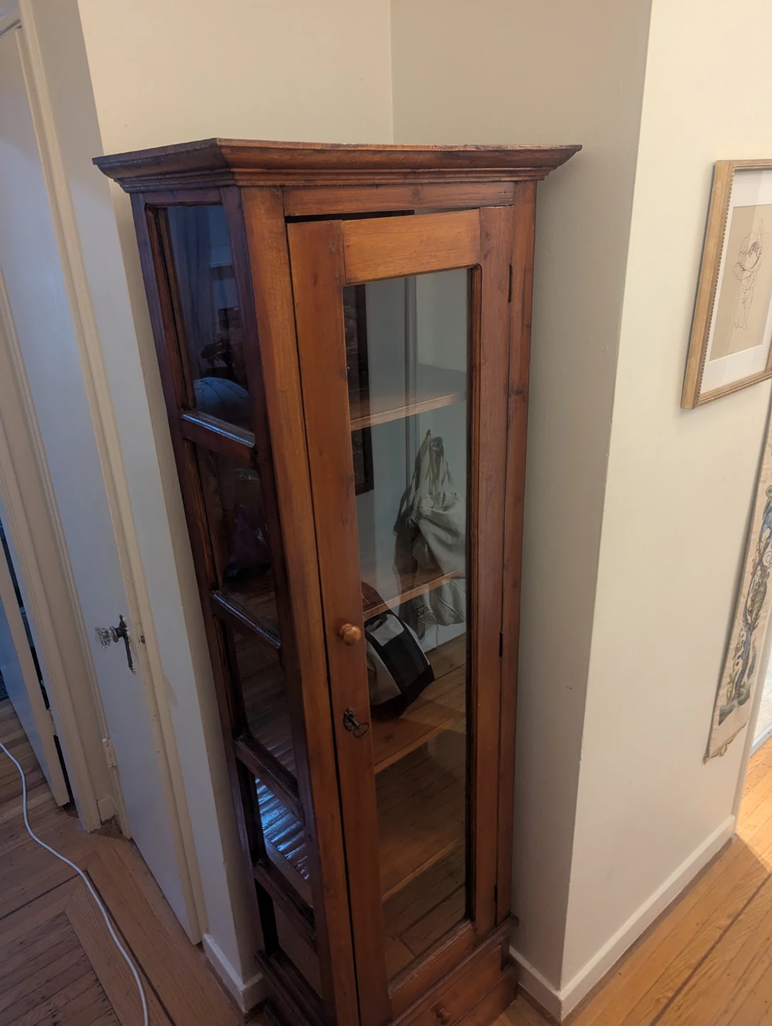 Vintage style wood and glass curio cabinet - photo 2