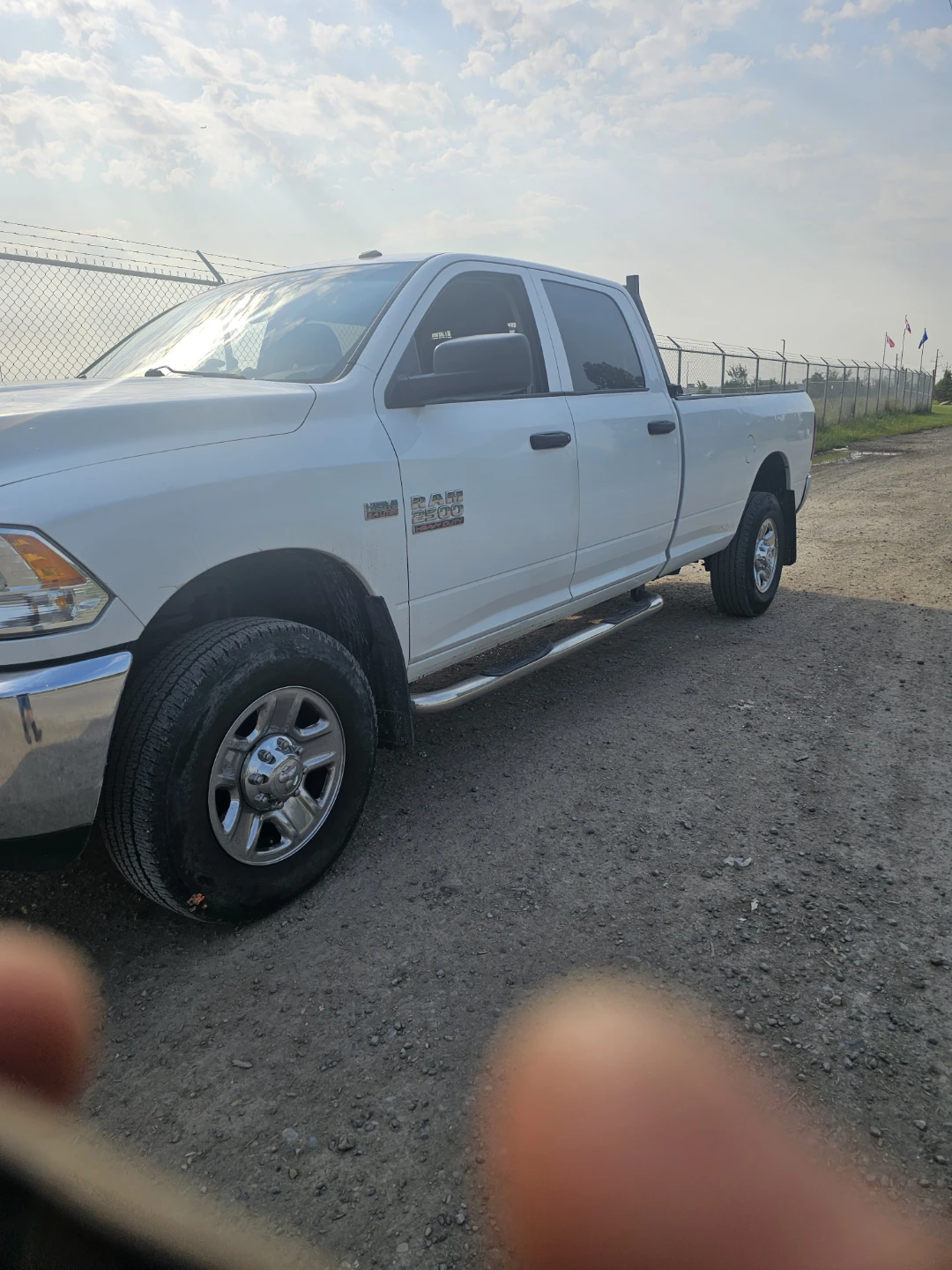 Junk runs 2500 Pickup Truck