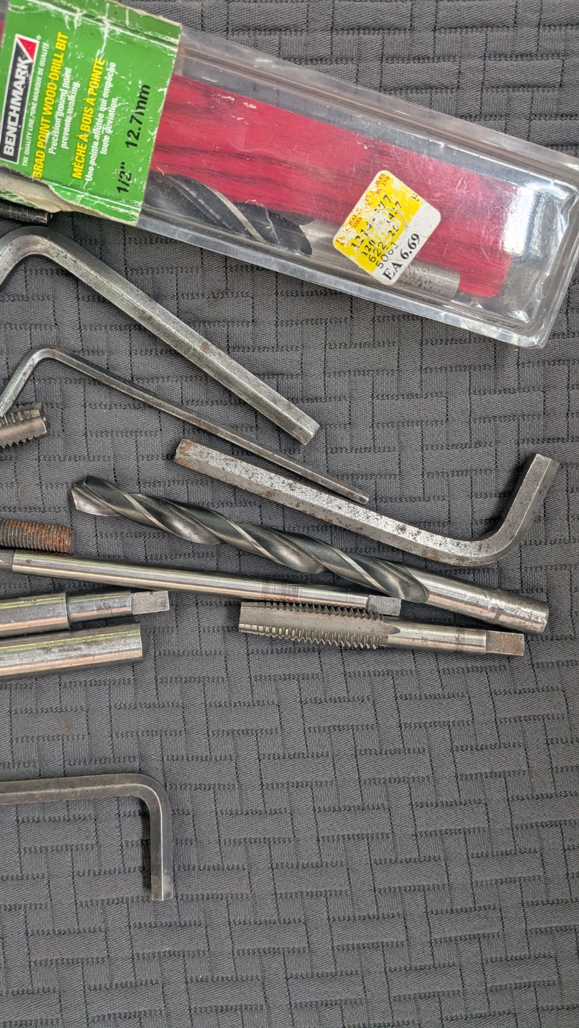 Assorted Drill Bits keys - photo 3