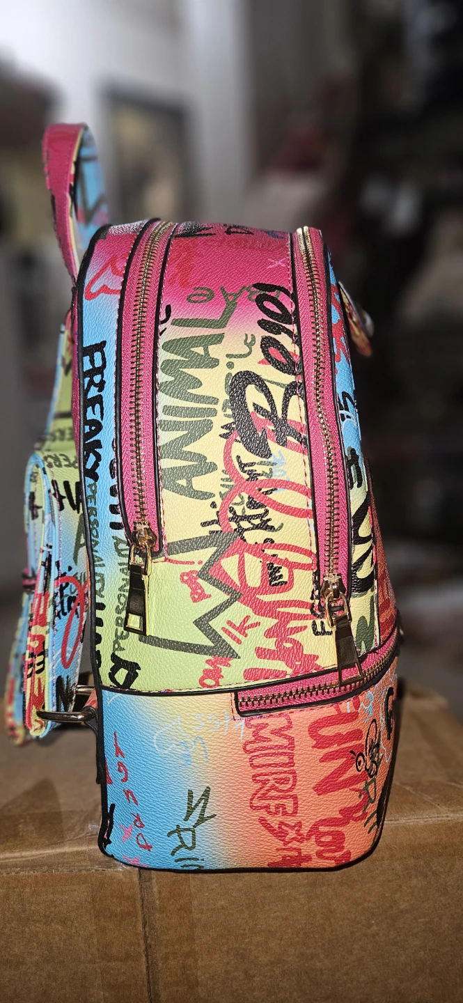 Graffiti backpack with matching wallet - photo 5