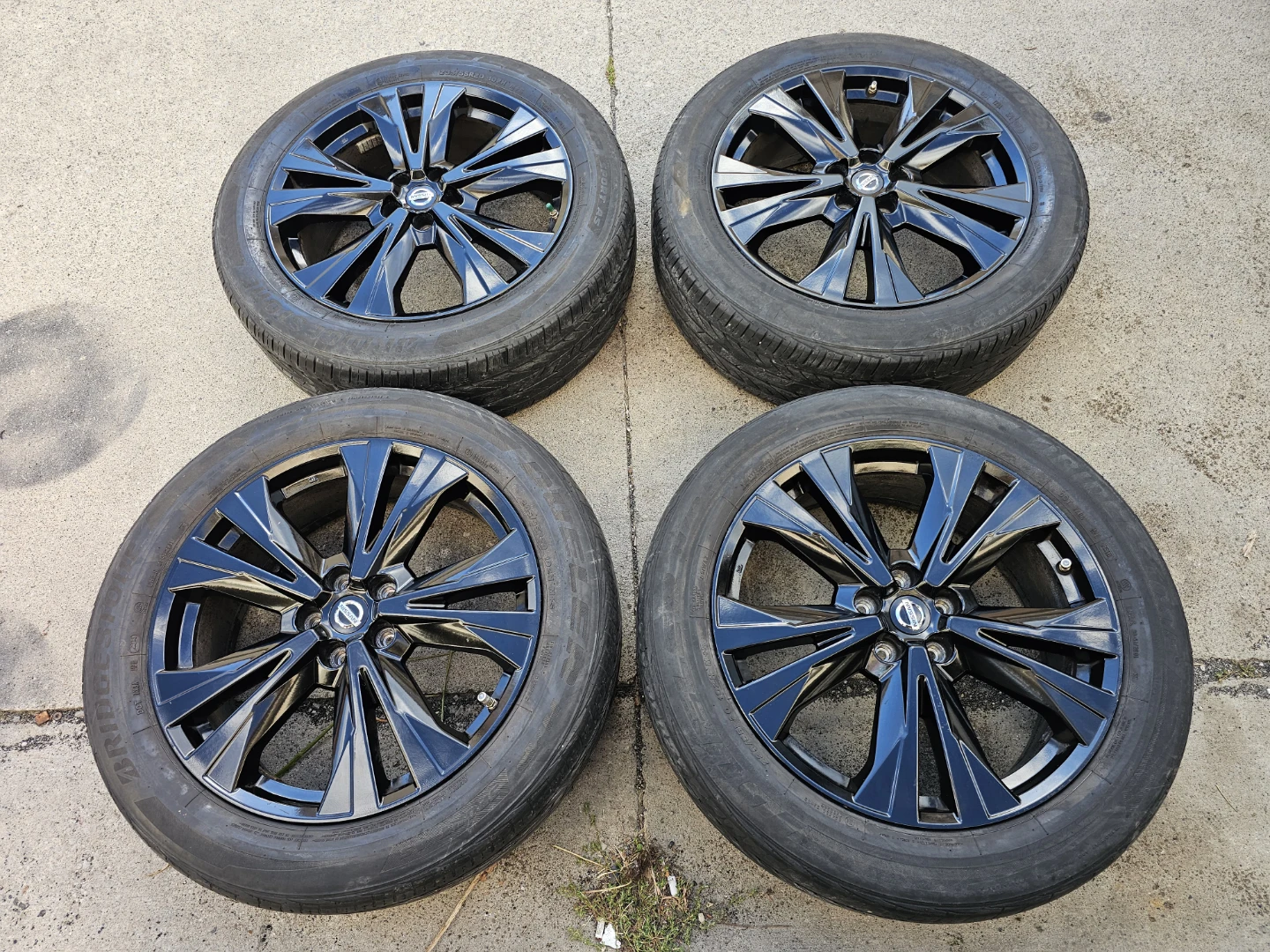 20" NISSAN PATHFINDER O.E.M RIMS ONLY