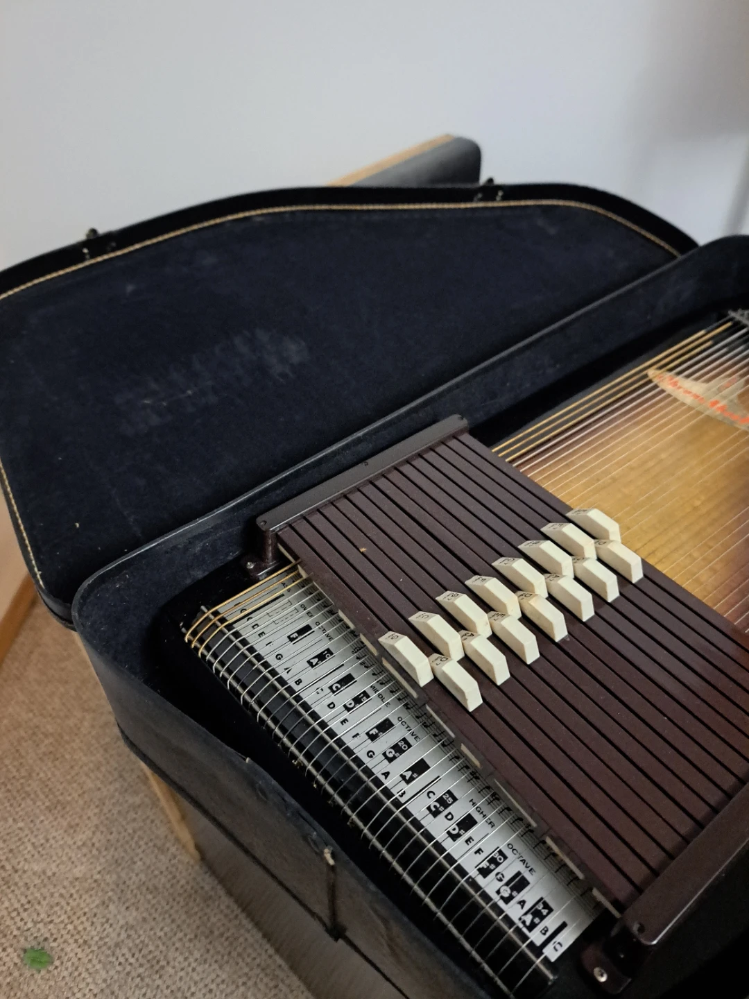 Chromaharp Autoharp by Rhythm Band Inc. - photo 3