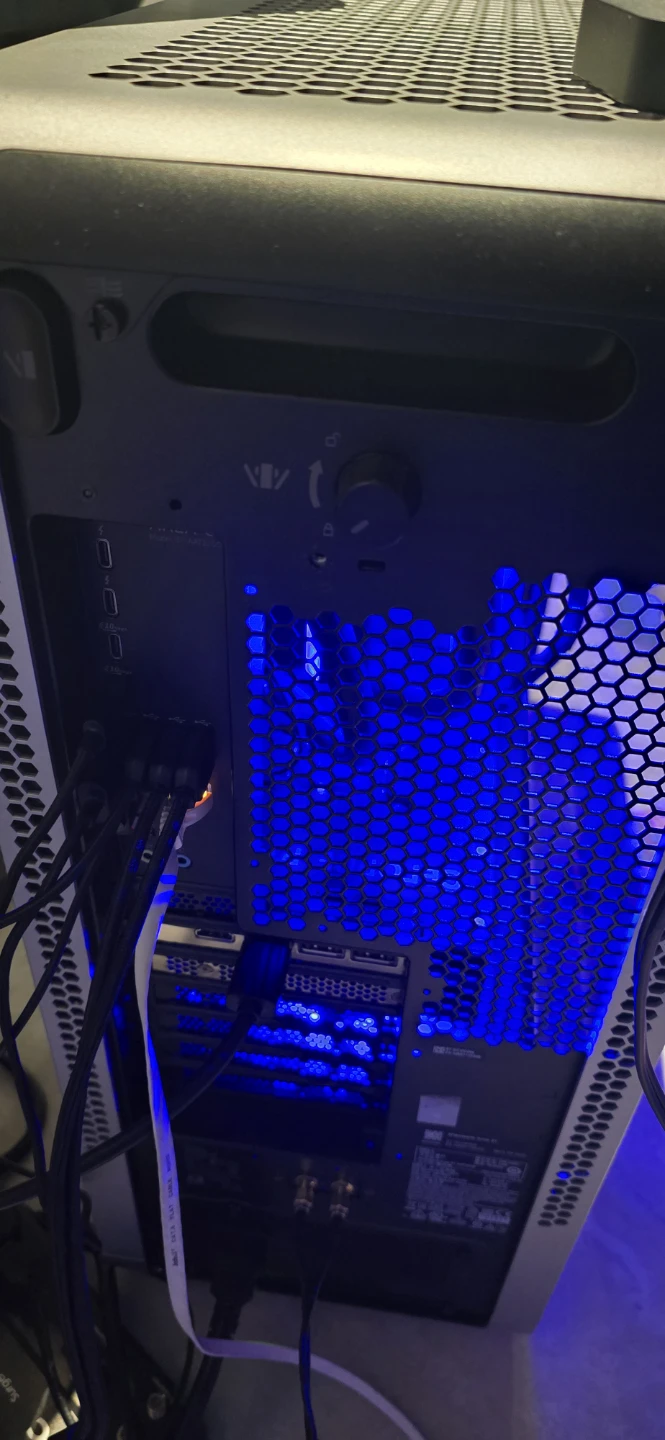 Area 51 gaming pc - photo 5