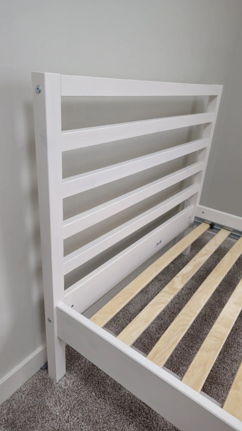 Ikea twin bed frame - photo 3
