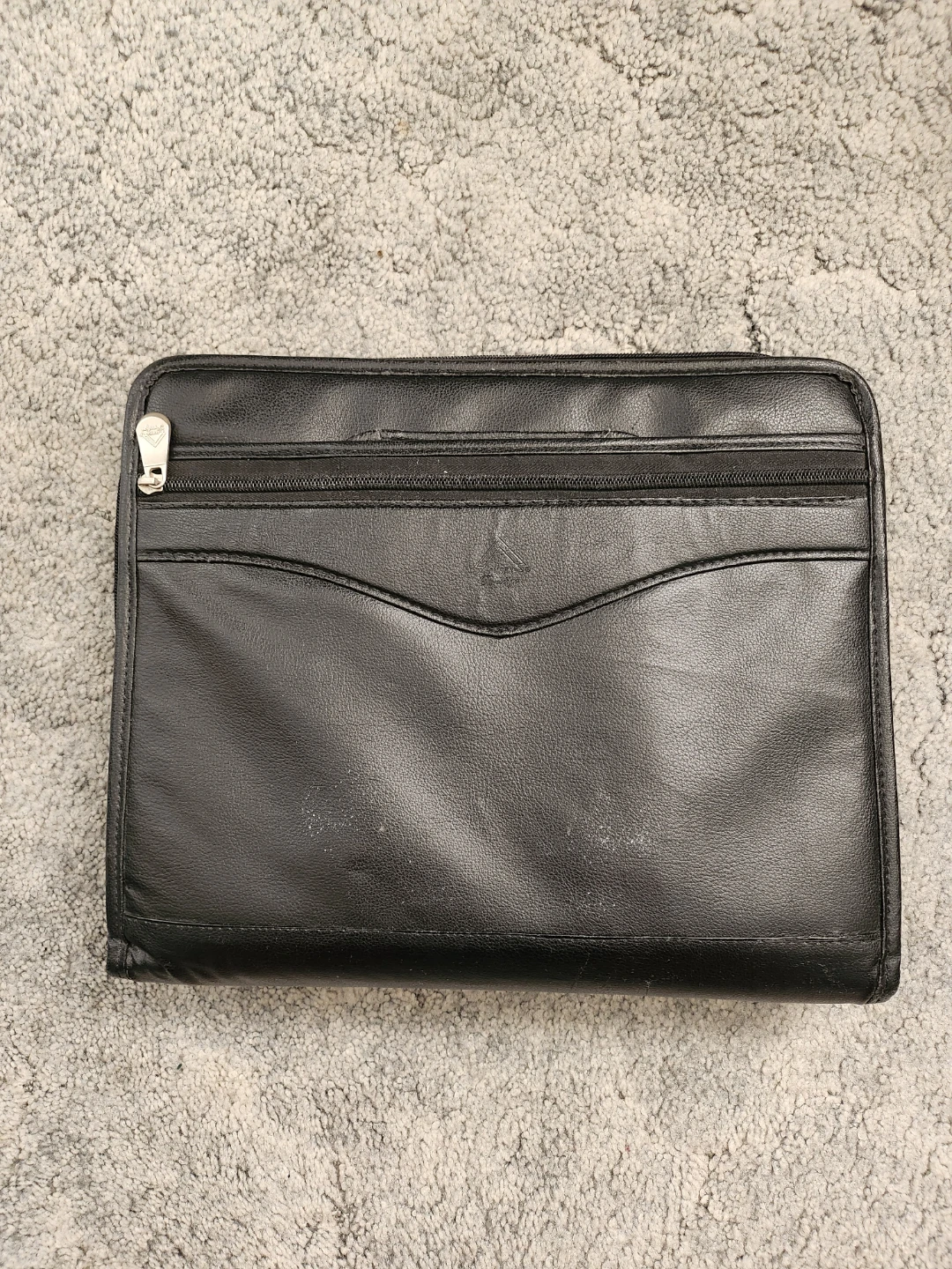 Portfolio with Handles.