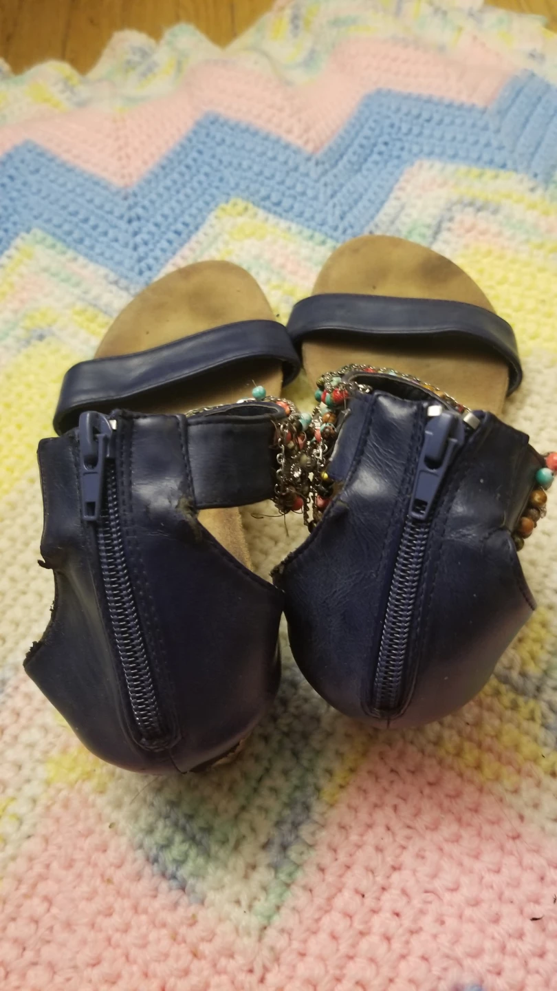 Vintage Kiss Kiss Beaded Strap Sandals - photo 3