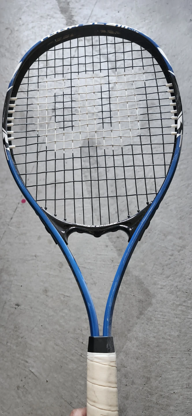 Pair of Blue Wilson Tour Slam Lite Tennis Rackets - photo 4