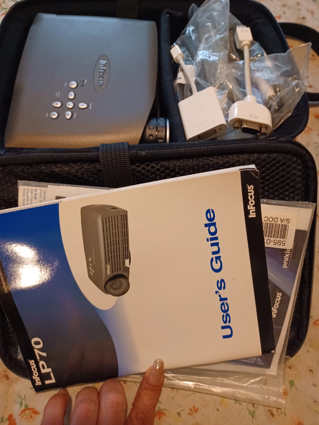 InFocus LP70 Projector with Case and Accessories - photo 4