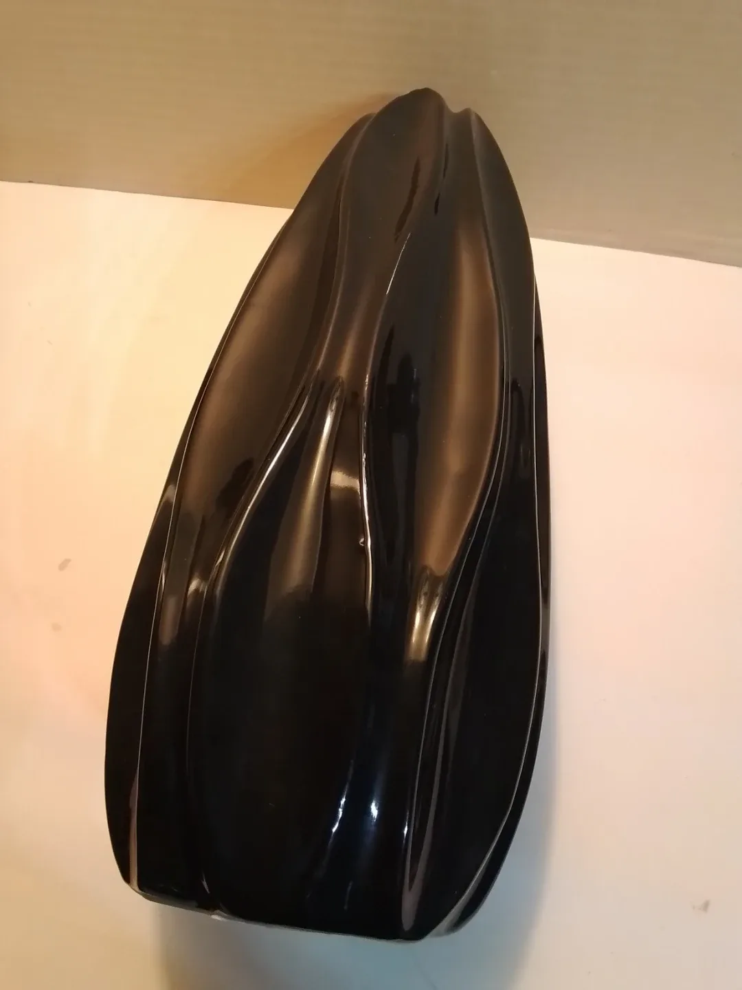 Vintage 1980s Postmodern Black Ceramic Fluted Tulip Vase - photo 4