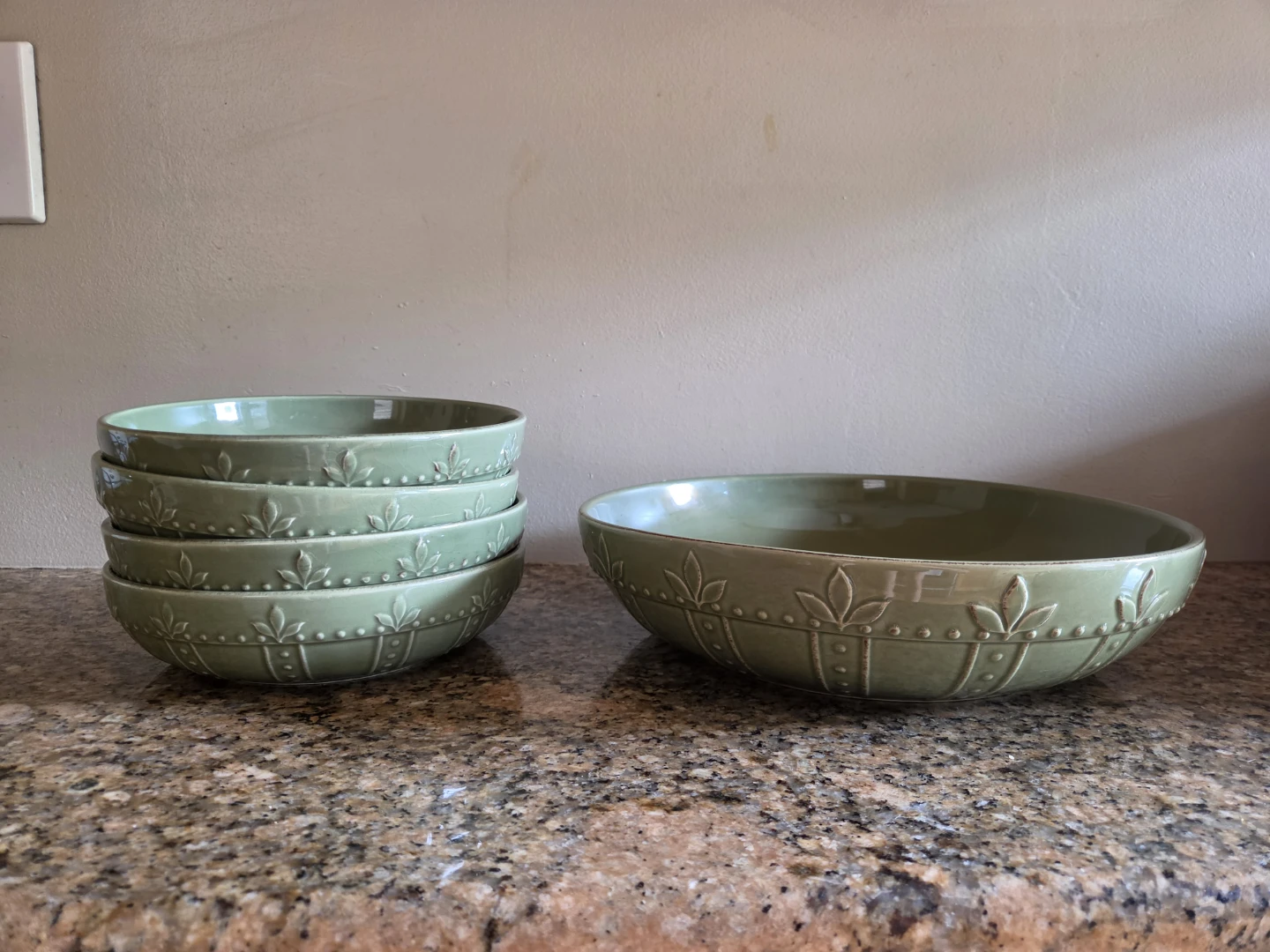 Signature Sorrneto Designs Bowl Set
