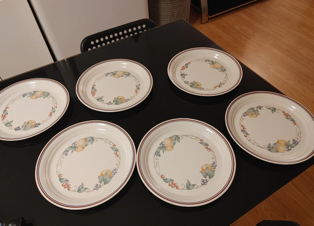 Corelle "Fruit Wreath" Dinner Plates (Set of 6)