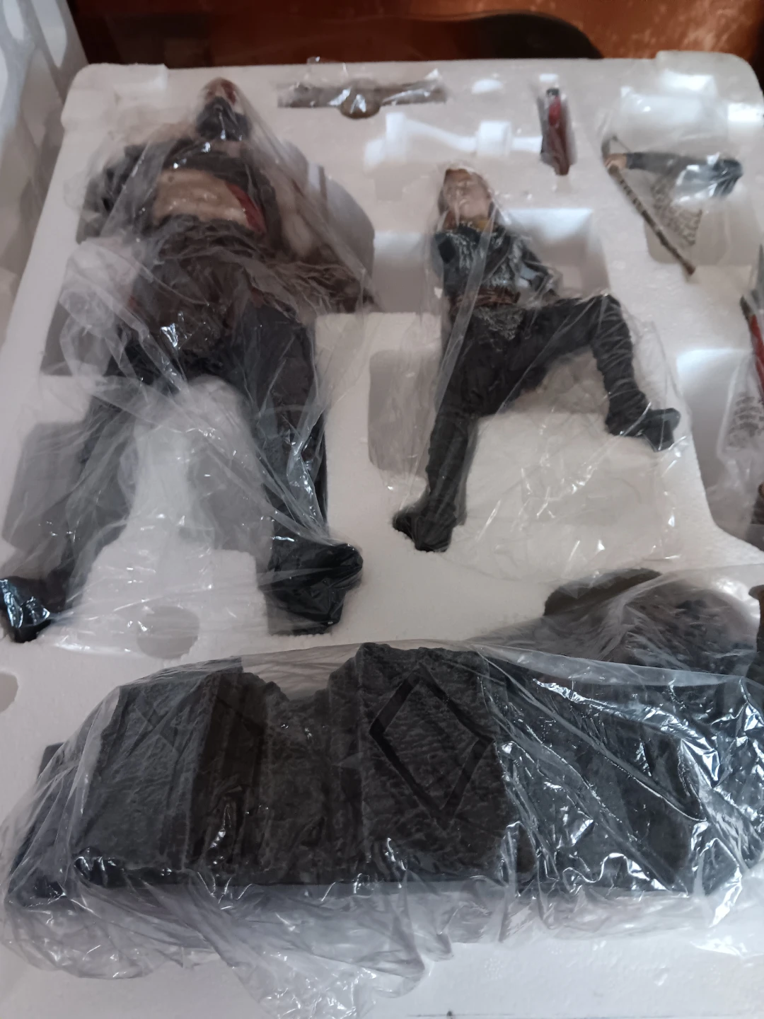 God of war kratos and atreus statue