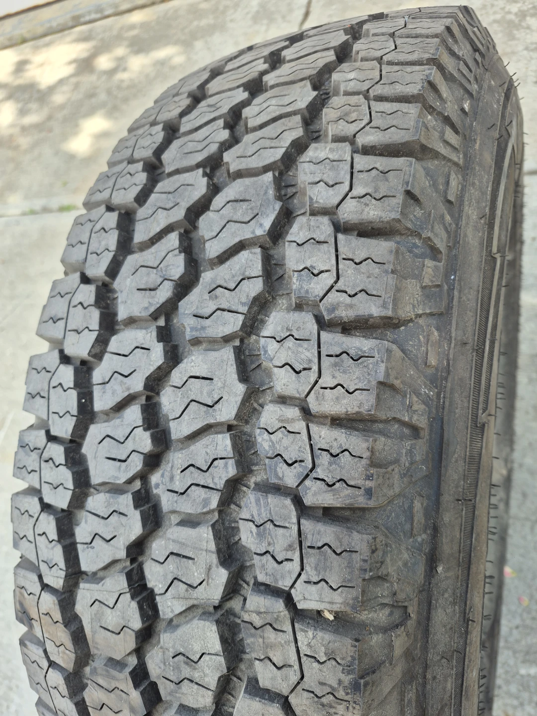Goodyear Wrangler All-Terrain Tire LT275/70R18 - photo 2