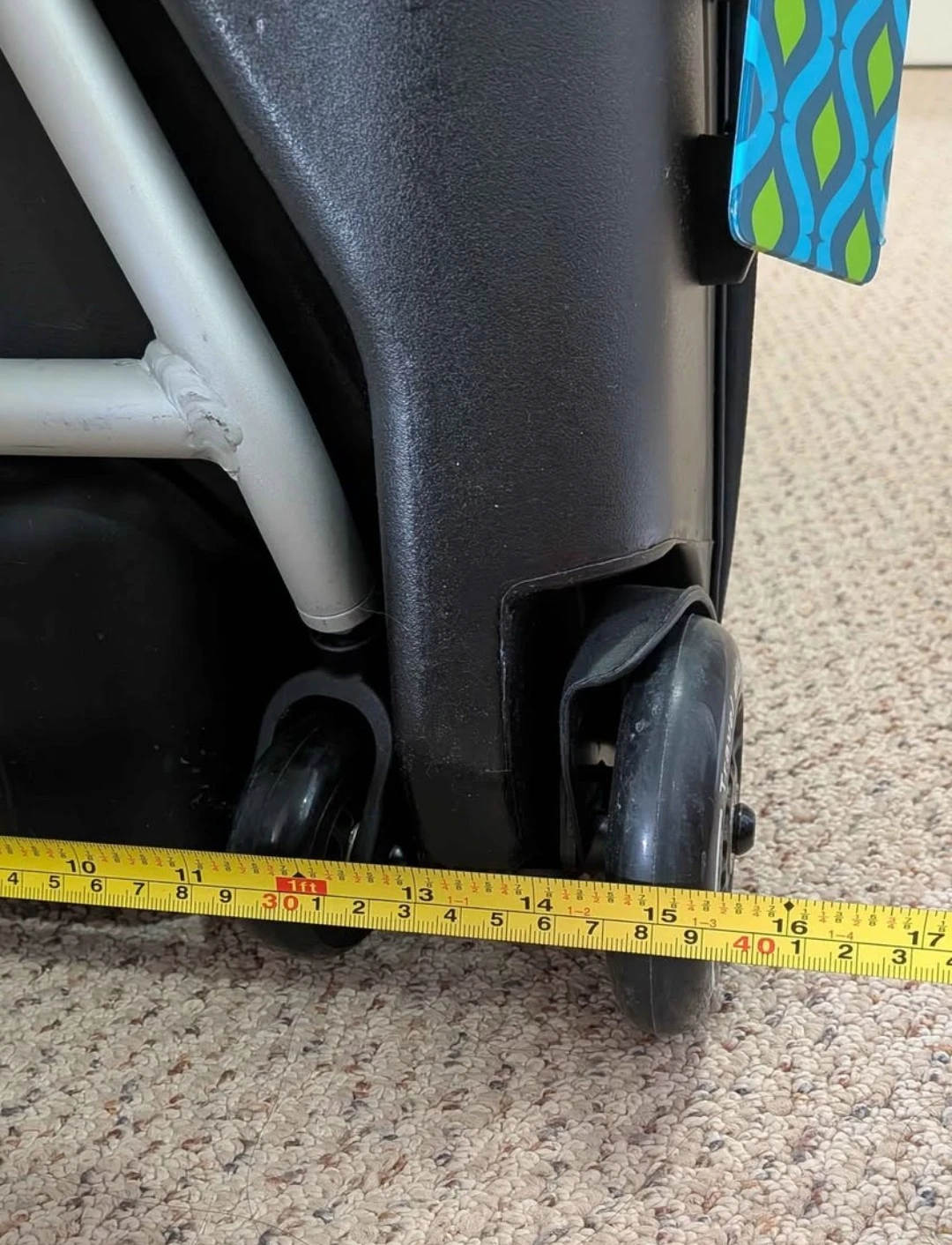 Carry-on Luggage stroller - photo 4