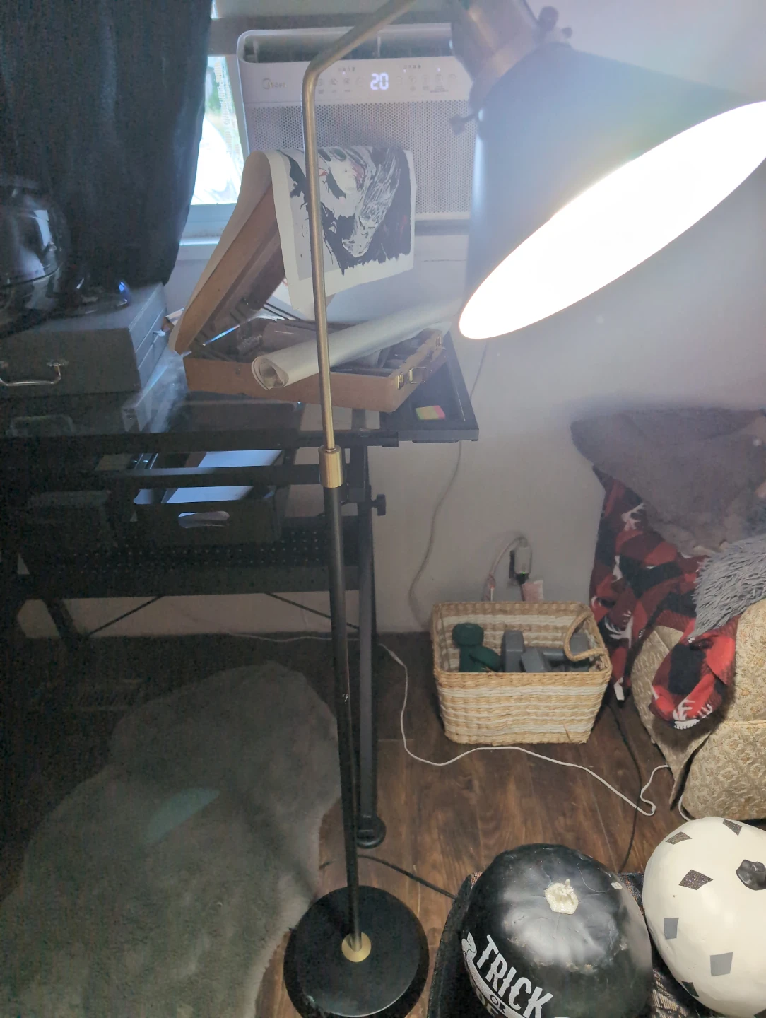 Black Floor Lamp