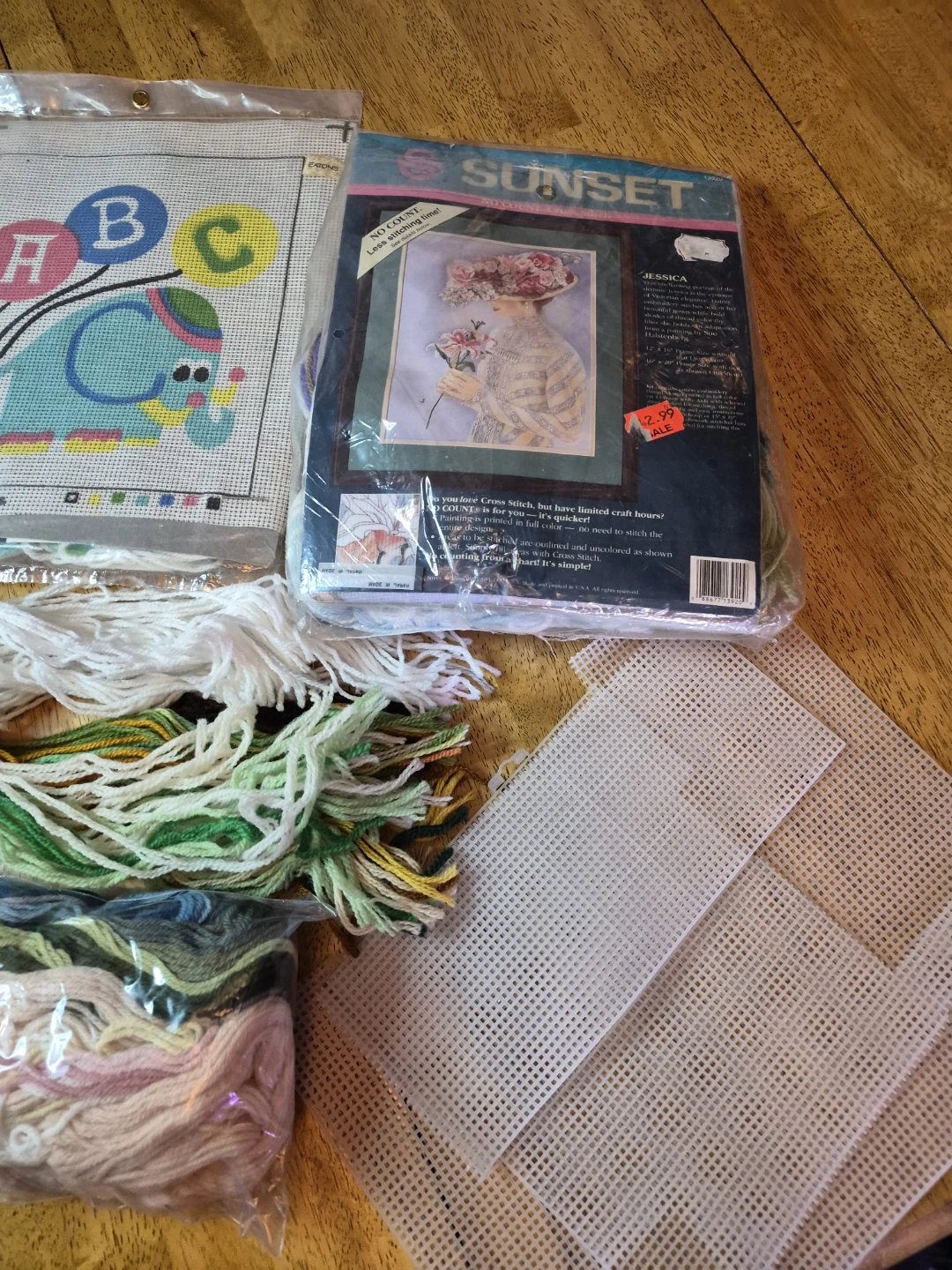 Large Misc. Lot of Needlepoint Kits etc. Brand New Leftovers... - photo 4