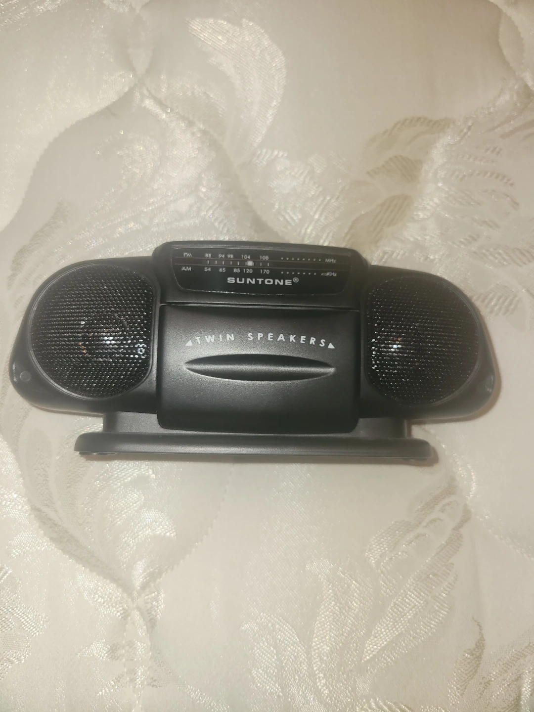 Suntone AM/FM Radio