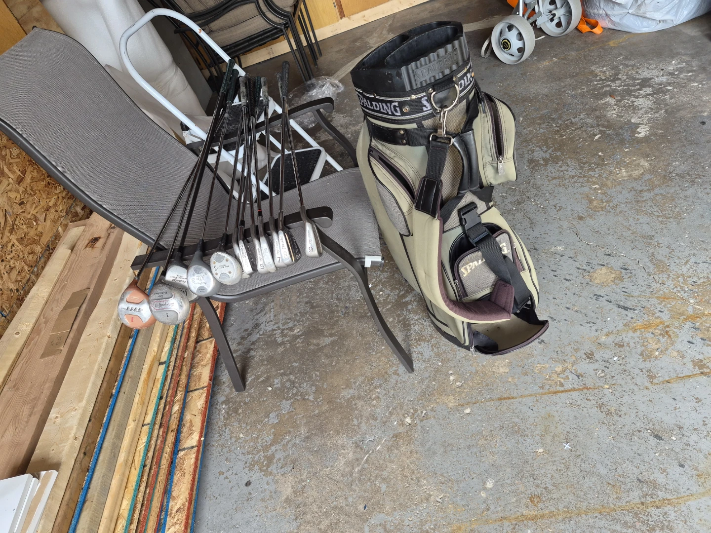 Golf club and bag