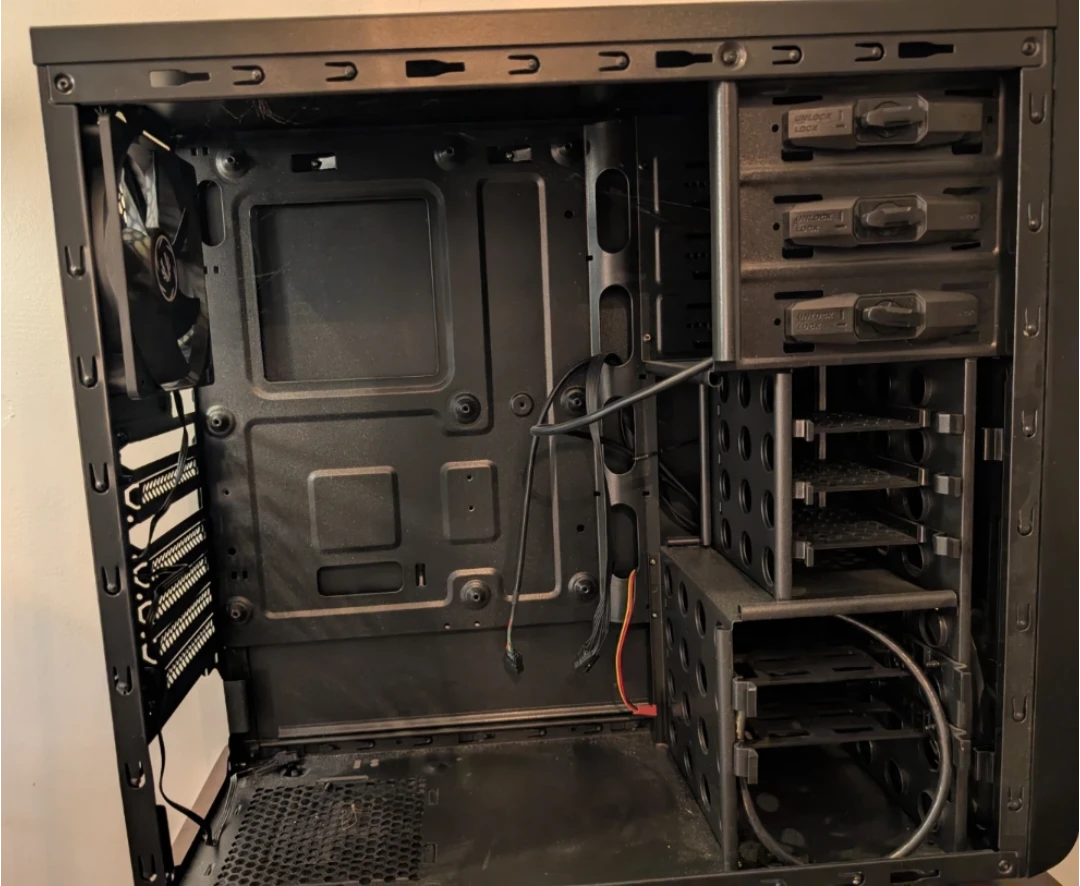 Zalman PC Tower Case - photo 4