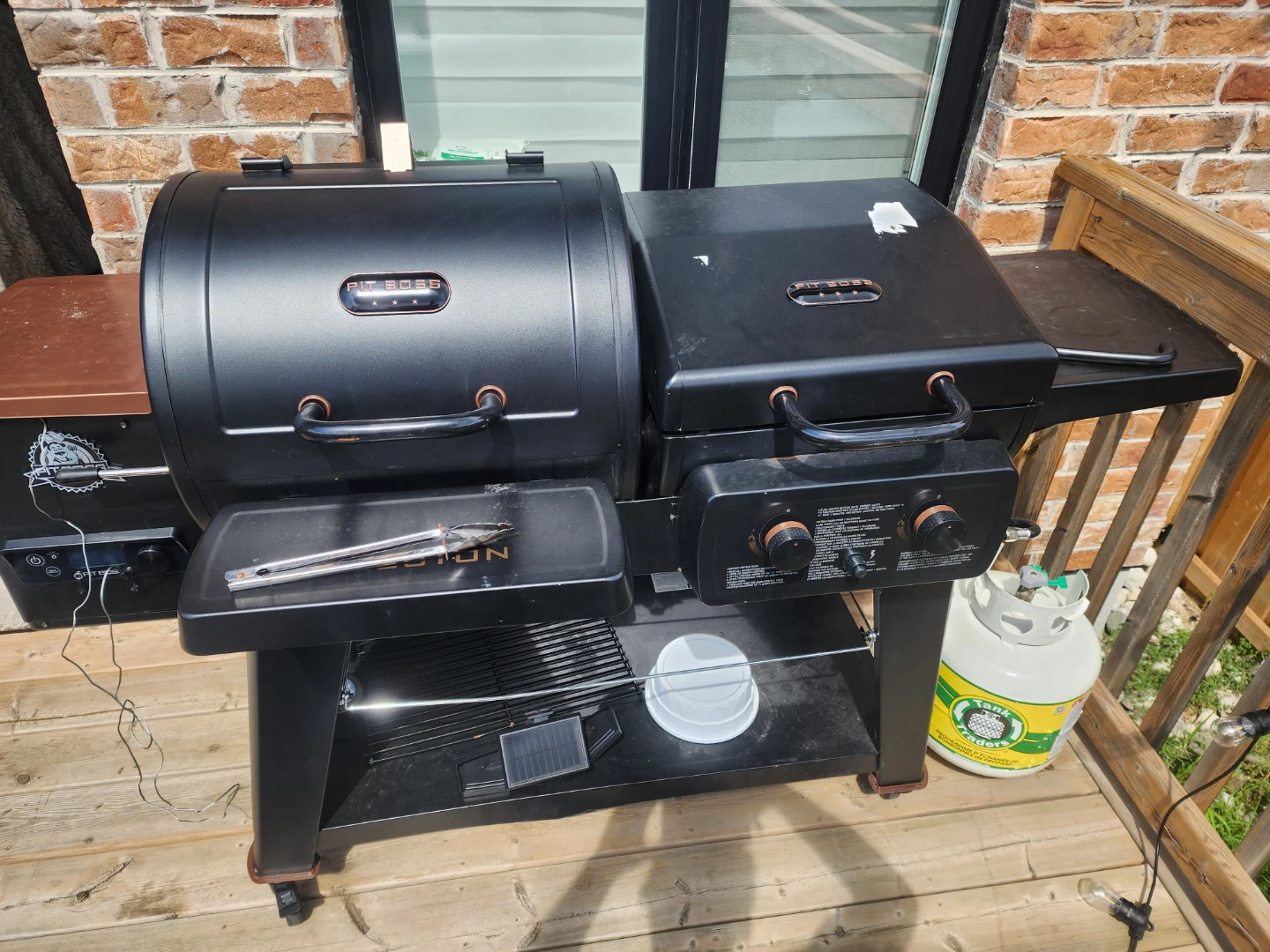 Pit Boss Charleston 4-in-1 Gas and Pellet Grill