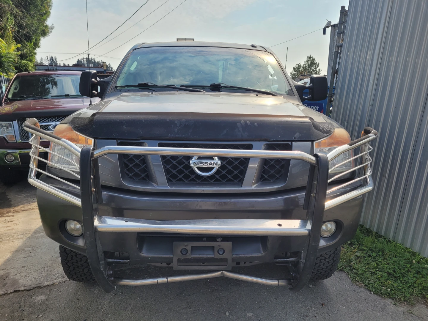Nissan Titan Crew Cab 4x4
