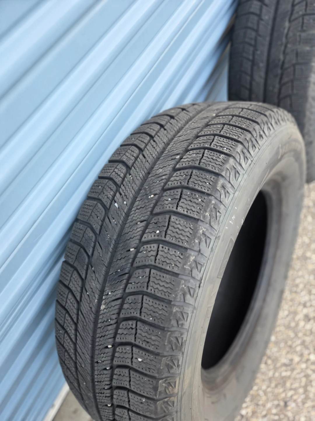 2 Michelin Latitude X-Ice Studless Winter Tires - 265/70R17 - photo 2