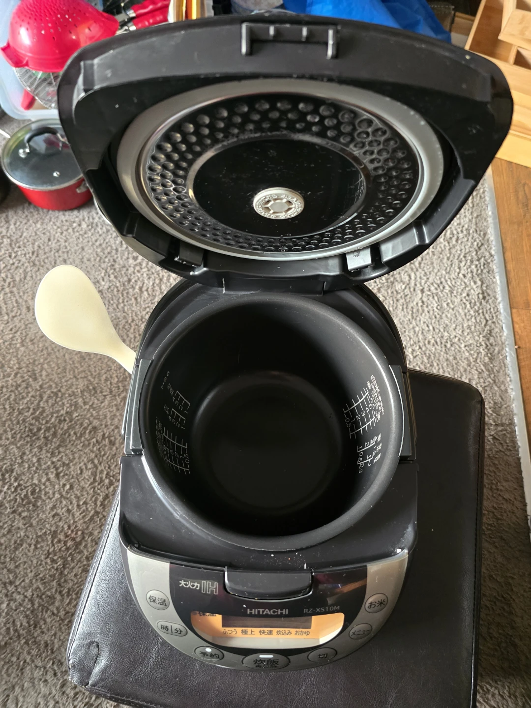 HITACHI Rice Cooker - photo 2