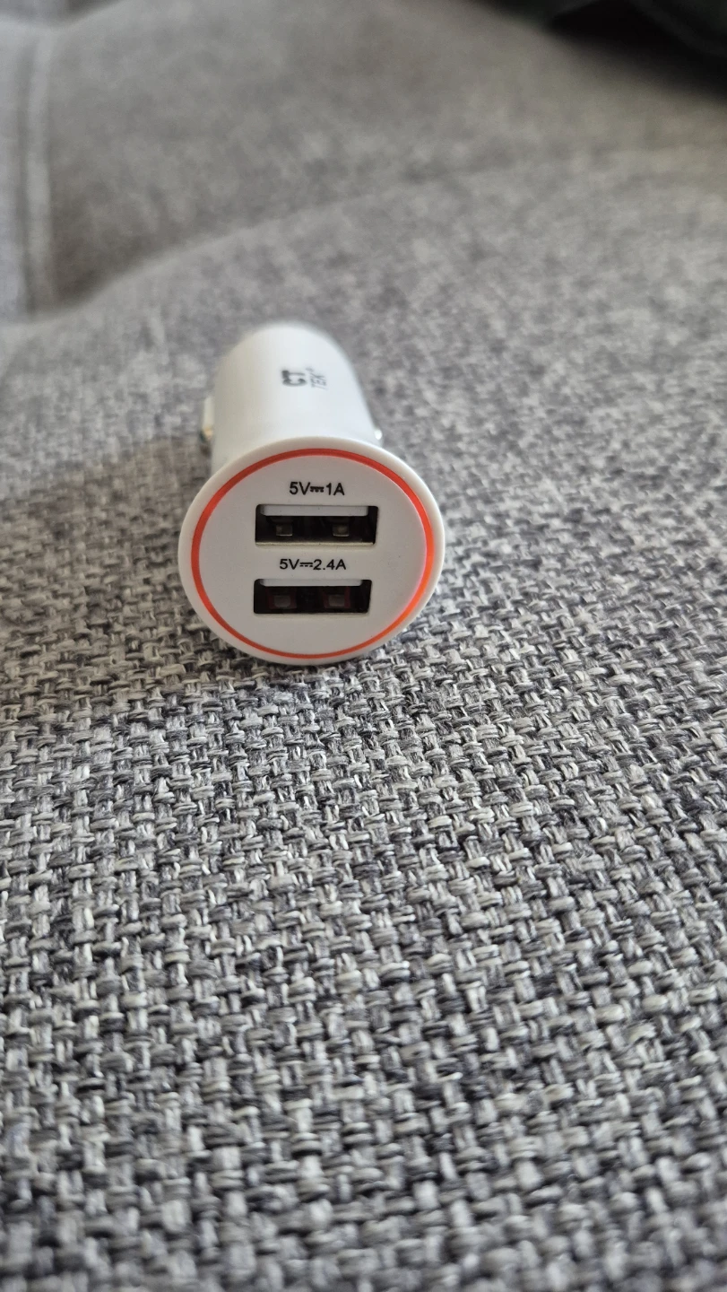 CTEK Dual USB Car Charger and Phone Mount - photo 4