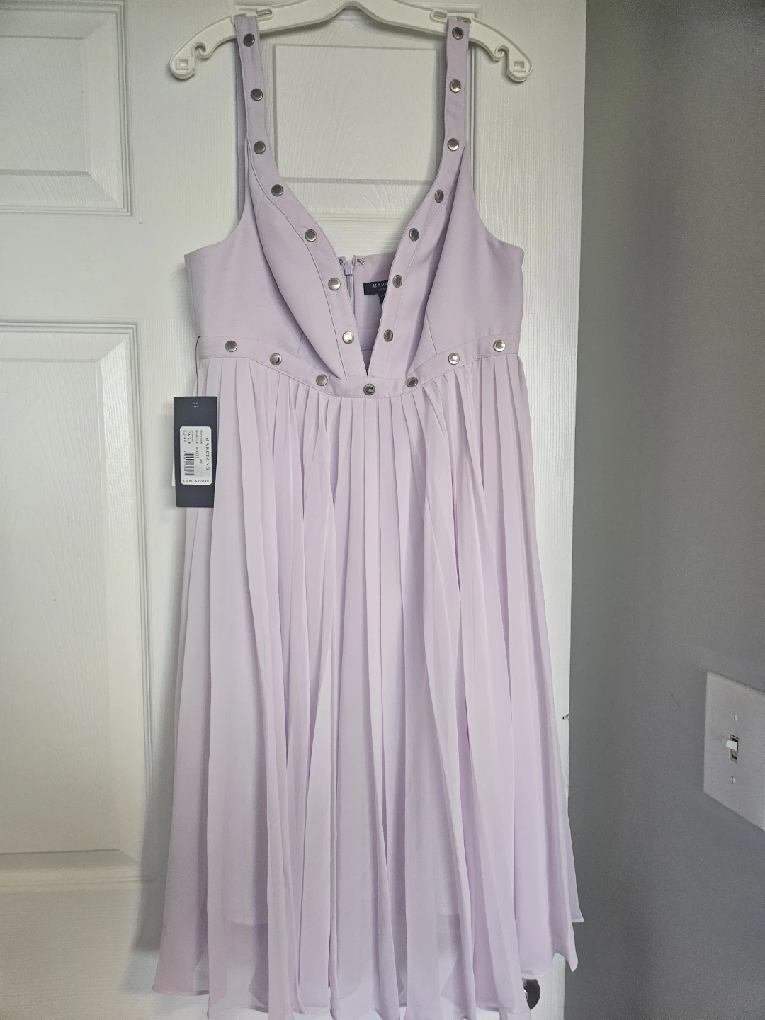 Brand new Marciano Trinity Dress with Chiffon material - photo 5