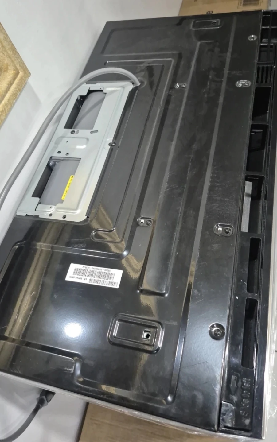 LG ThinQ over-the-range microwave - photo 5