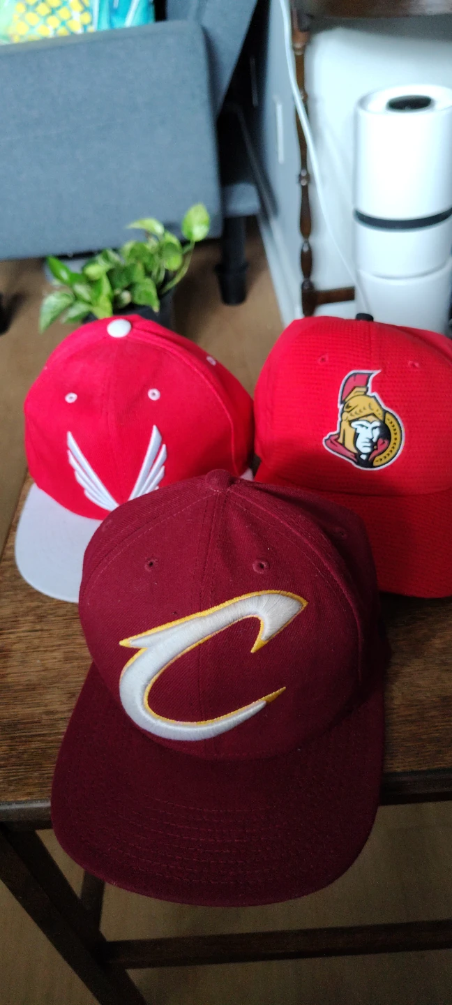 New Era 9FIFTY MLB and NHL Authentic Hats