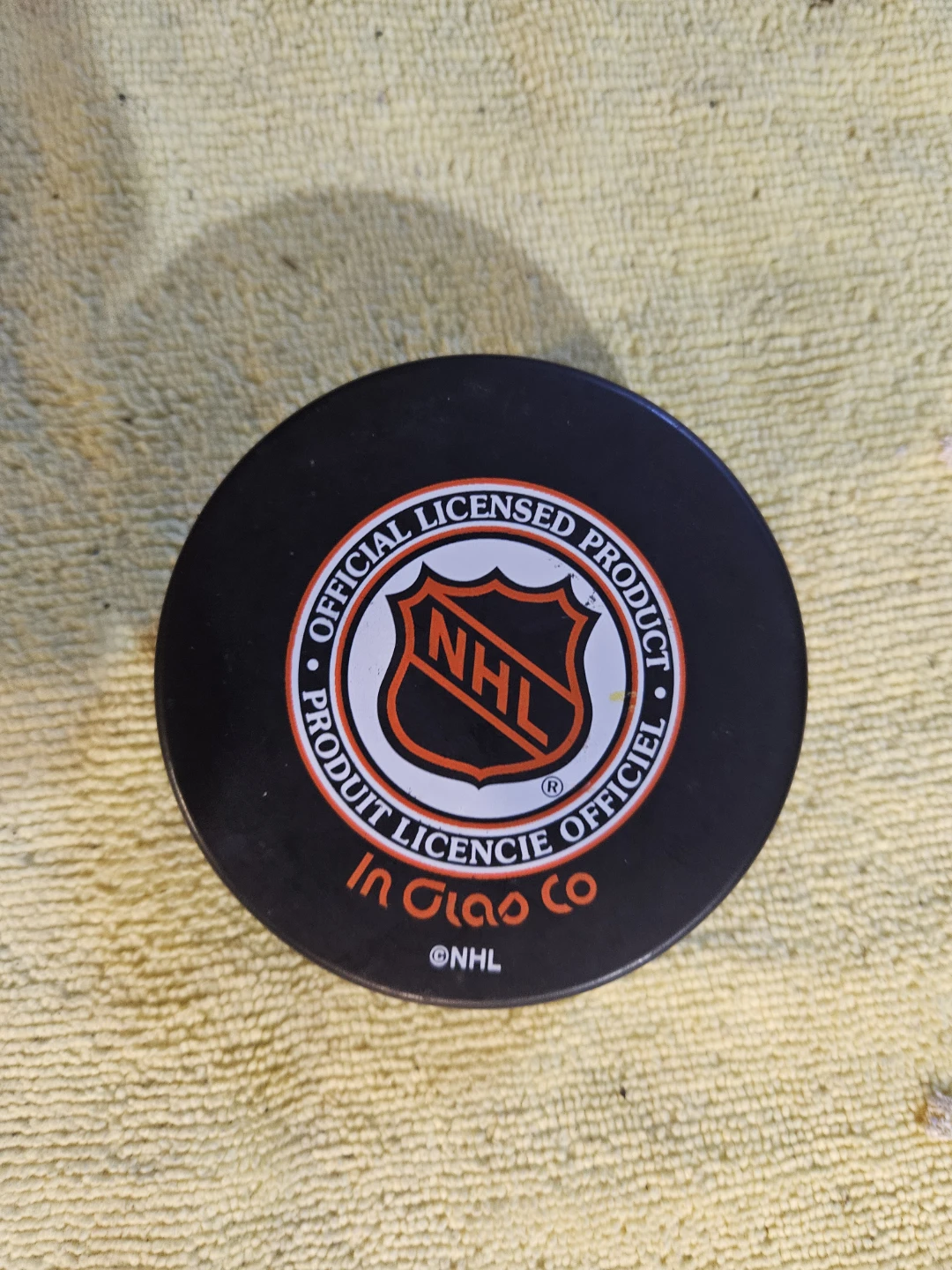 Vancouver Canucks NHL Hockey Puck - photo 3