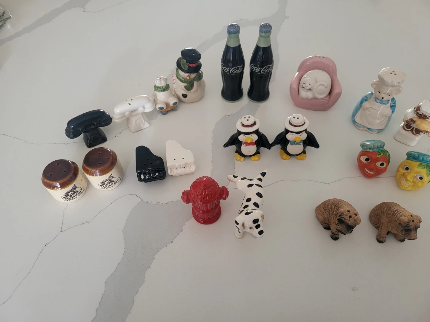 Salt and pepper shakers - photo 2