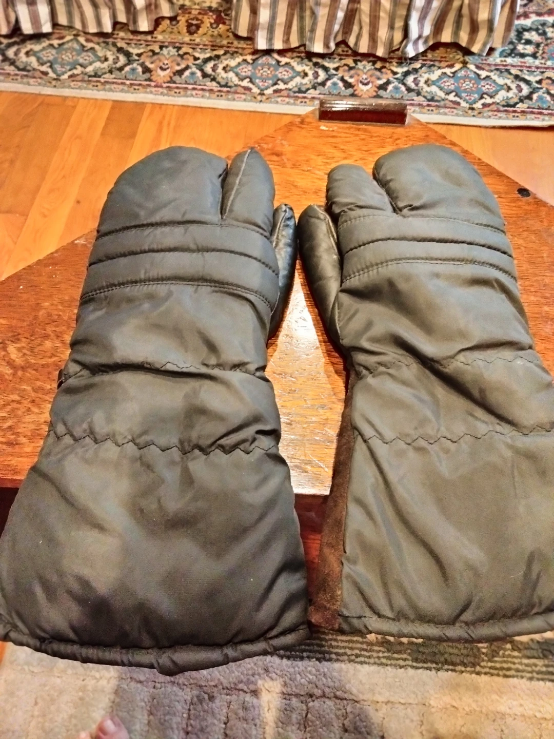 Black Leather snowmobile gloves - photo 3