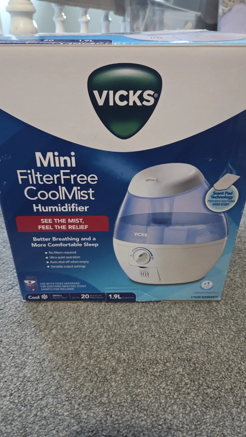 Vicks Mini FilterFree CoolMist Humidifier VUL520