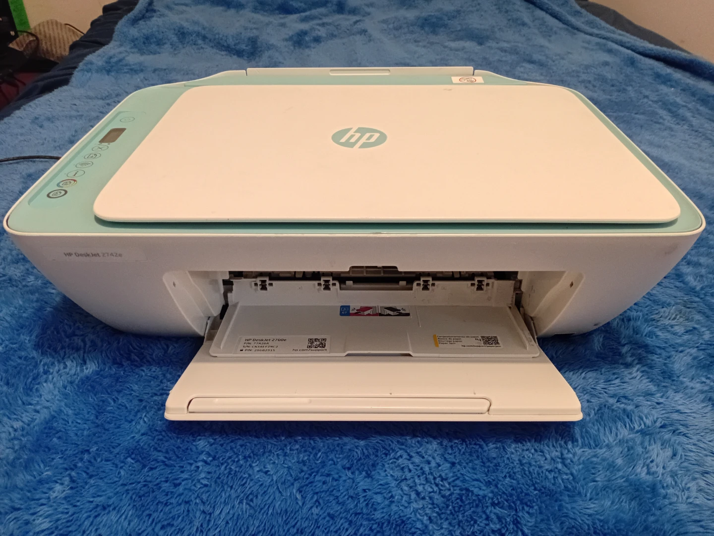 HP DeskJet 2742 All-in-One Printer - photo 2