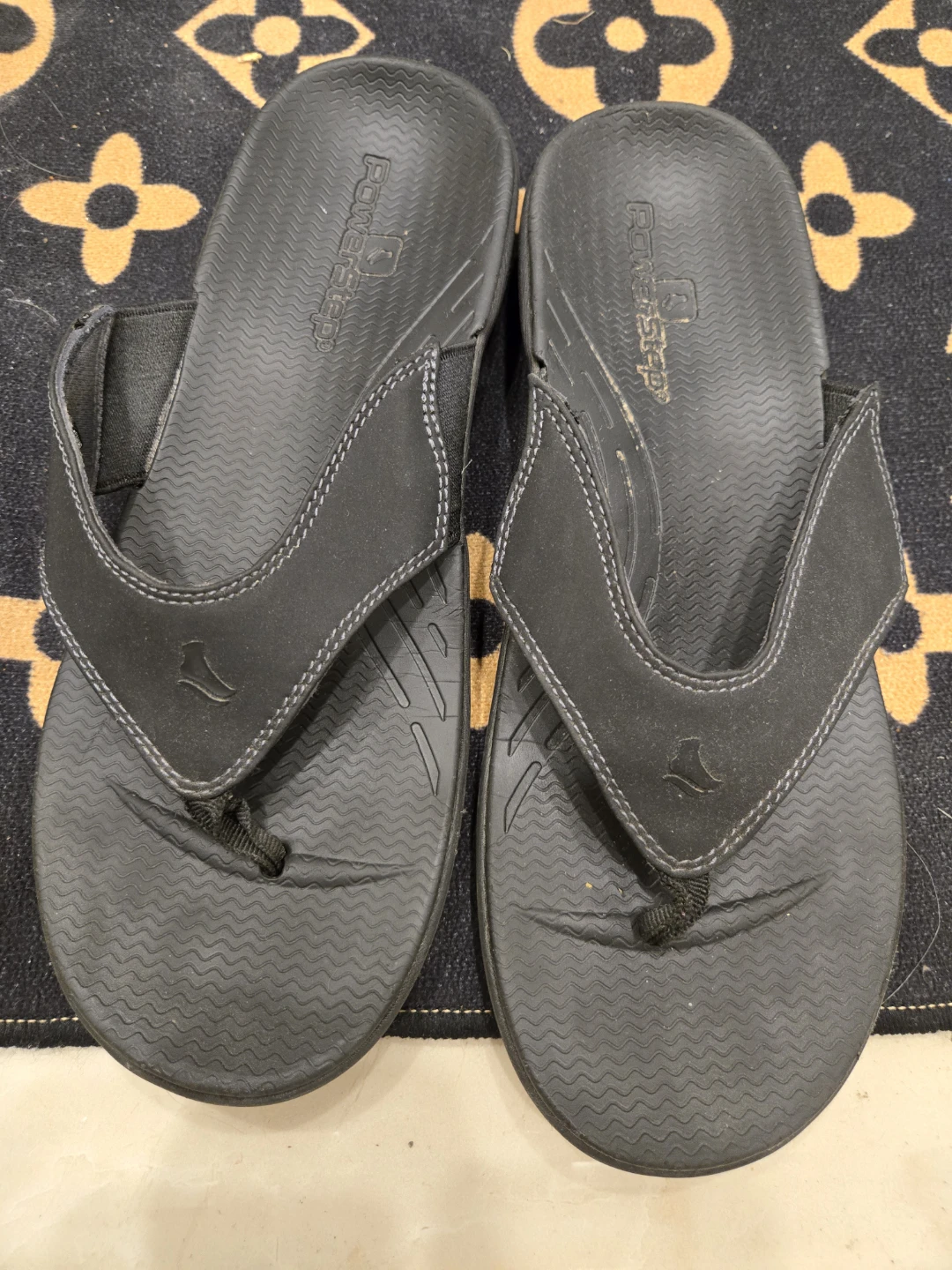 Power Step Flip Flops size 10 woman