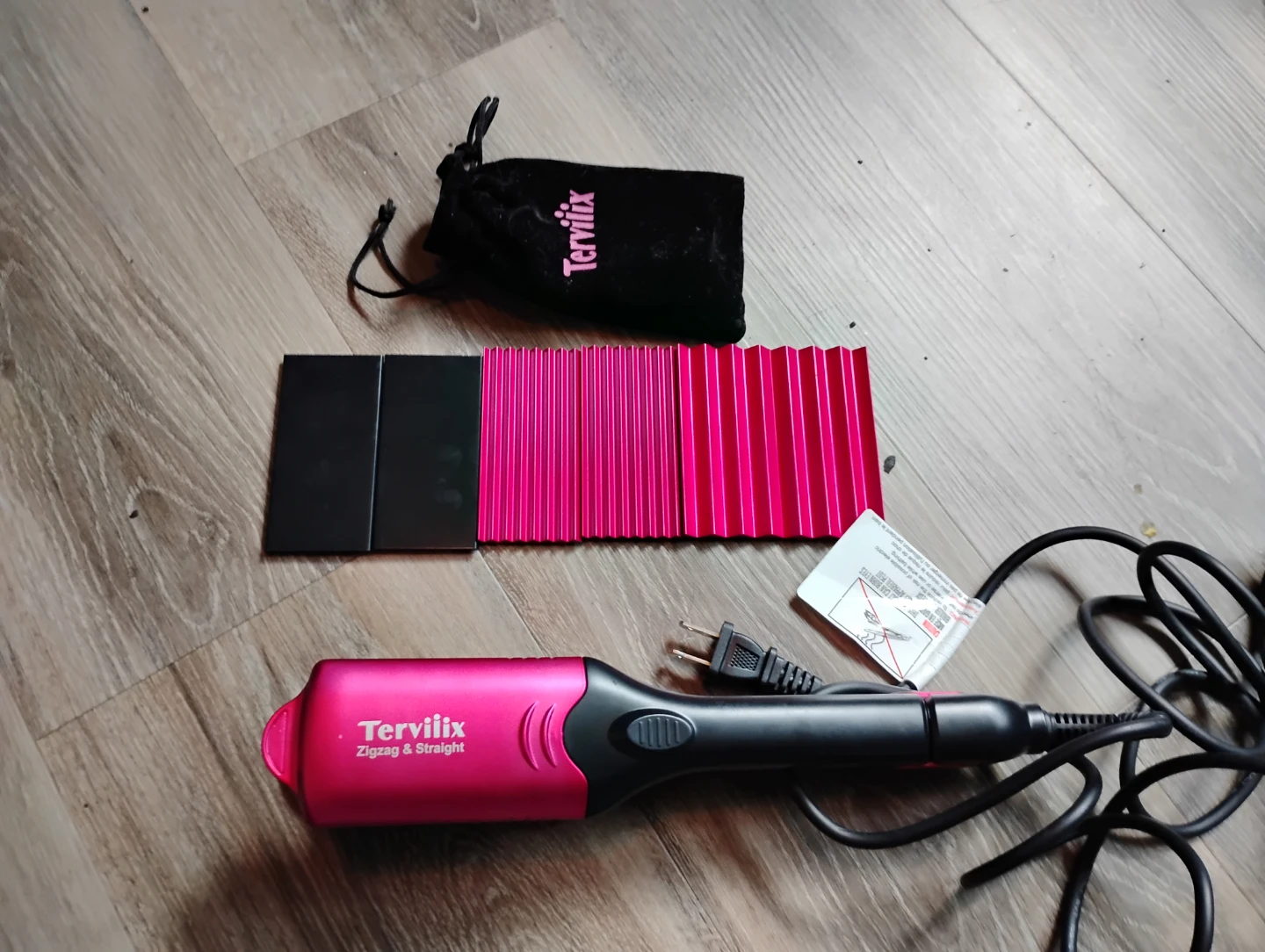 Tervilix Zigzag & Straight Hair Straightener with Accessories - photo 2