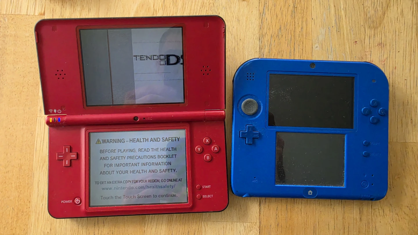 Nintendo DS XL Red & Blue 2DS Bundle Parts only